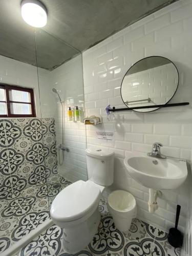 Bathroom, 琉浪潛水背包客棧 Drift Diving Hostel in Liuqiu
