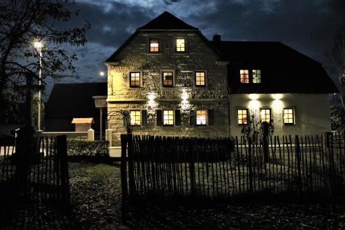 Gasthaus Hofmann - Accommodation - Schindelsee