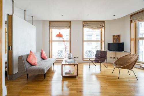 Soulful Central London Apartment, Лондон