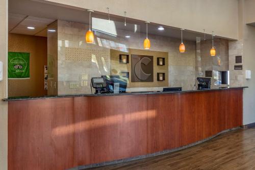 Comfort Inn At the Park - Accommodation - Fort Mill