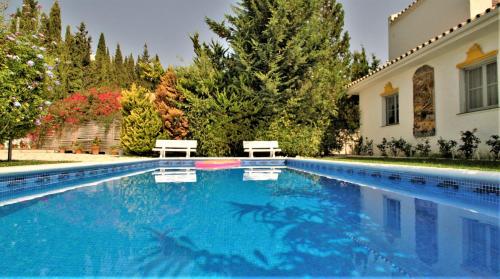 ทัศนียภาพภายนอกโรงแรม, Holiday villa in 10 min from Fuengirola beach with sea views pool BBQ parking WiFi aircon big garden in ลอซ เอสปาล