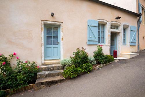 Ieeja, Les Demeures du Tonnelier, Maison Rue in Saint-Romain (Burgundy)