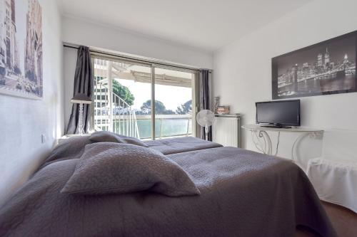 KIKILOUE ROOFTOP TERRACE in residential property WITH POOL & SEA VIEW ! - image 3