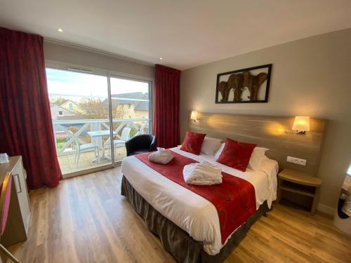 Contact hôtel - Hôtel Les Bleuets & SPA, Honfleur