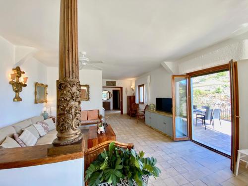Villa Don Giovanni Taormina Mare - image 2