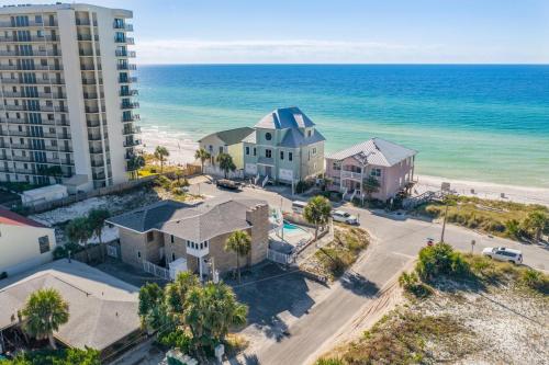 Gone Gulf'N - Incredible Beach Home with Private Pool - New on the Market! - image 10