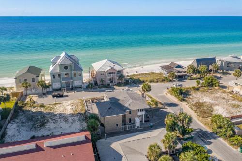 Gone Gulf'N - Incredible Beach Home with Private Pool - New on the Market! - image 4