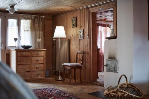 Nostalgie Bed & Breakfast Chrämerhus in Curaglia, Schweiz