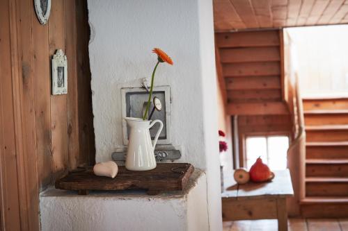Nostalgie Bed & Breakfast Chrämerhus in Curaglia, Schweiz