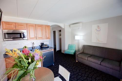 Periwinkle Inn – Cape May, NJ