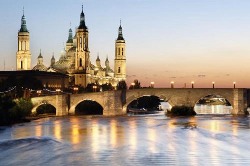  Zaragoza y sus 2 catedrales, Pension in Zaragoza bei El Burgo de Ebro