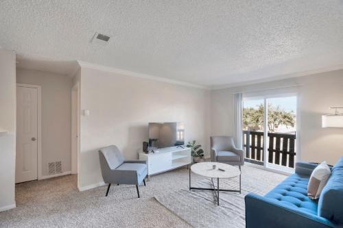 Relaxing Quaint 1BR in Heart of Midland - main image