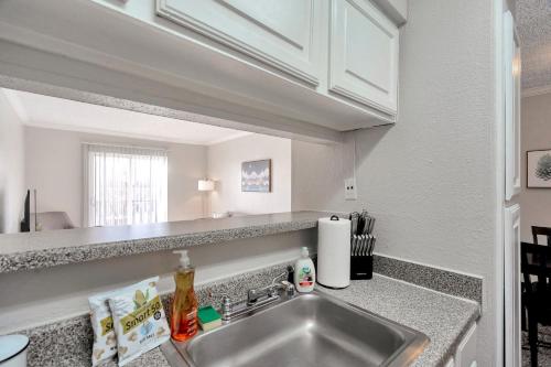 Lovely Midland Getaway with Pool and Fitness Center - image 11