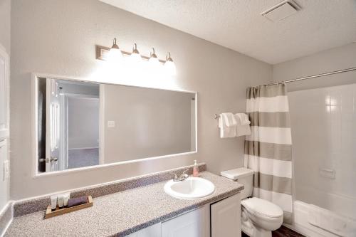 Lovely Midland Getaway with Pool and Fitness Center - image 13