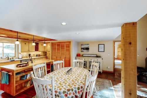 Northwoods Dream Retreat - image 2