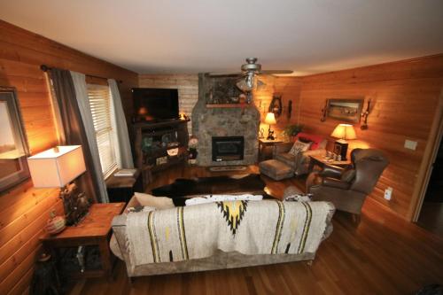 Happy Trails Home - image 7