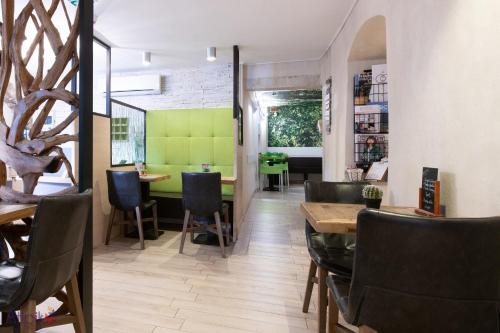 Pub/Lounge, Atipik Hotel in Annecy