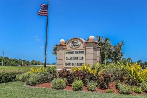 Lovers Key Resort by Distinctive Beach Rentals - image 4