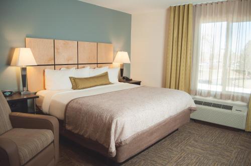 Candlewood Suites Fort Collins, an IHG Hotel