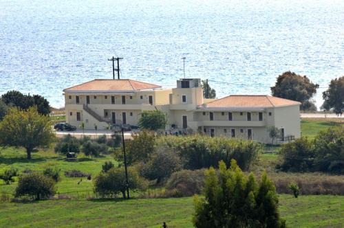  Finiki Plaza in Methoni