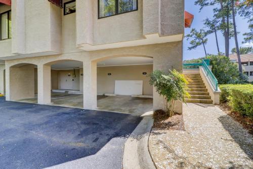 7417 Anchorage 2 BR Condo Shelter Cove - main image