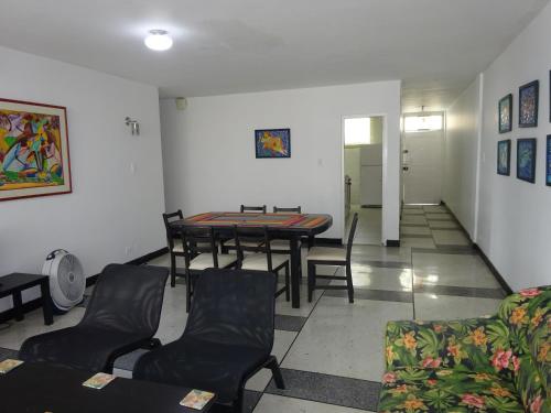 Apartment 202 image 10