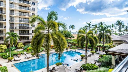 OT 311 3 Bed 3 Bath Custom Furnished Villa on the 3rd Floor Overlooking the Pool - image 4