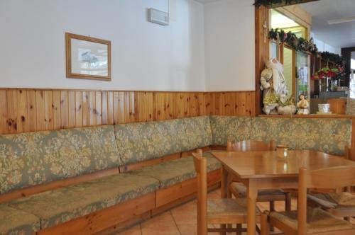 Casa Alpina Dobbiaco - main image