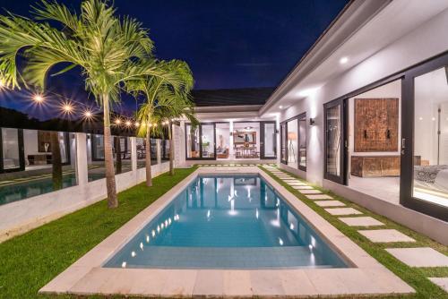 Three-Bedroom Villa room in Villa Isyan - 3 bdr - Canggu - Best location