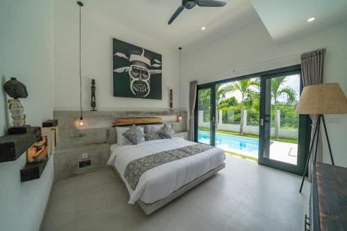 Three-Bedroom Villa image 7