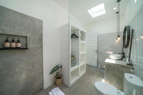 Three-Bedroom Villa image 2