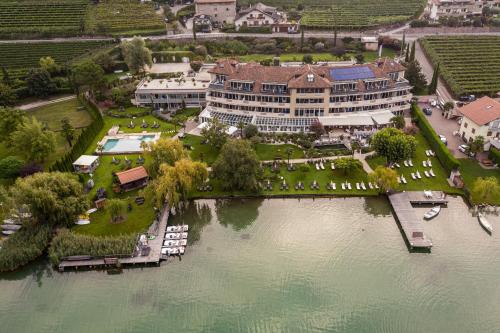 Parc Hotel Am See - Caldaro