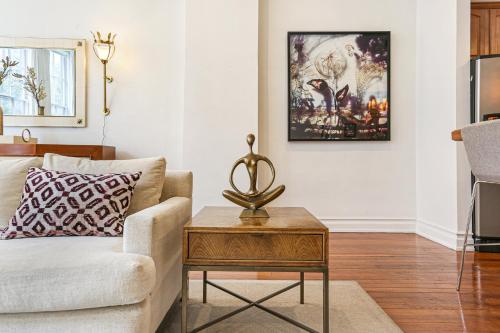 City View Condo with Private Rooftop - image 14