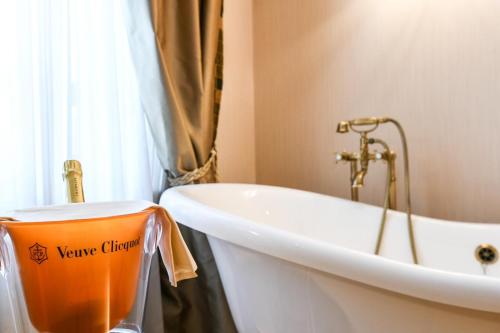 Hotel Master - image 13