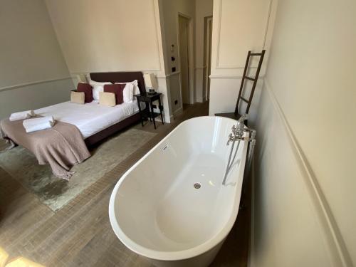 로마 제미니 스위트 나보나 (Gemini suites Navona) 4성급 호텔 객실