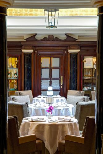 The Chester Grosvenor - image 7