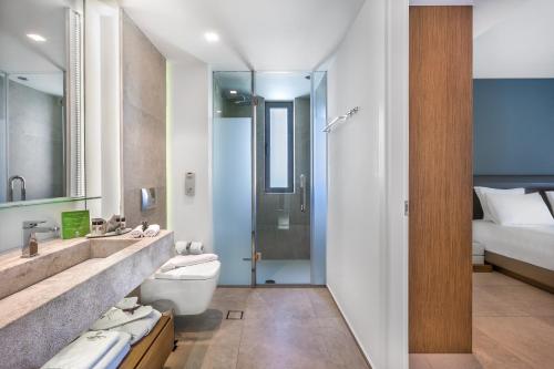 Executive One Bedroom Suite image 5