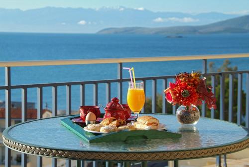 전망, Hotel Kalafati in 이타