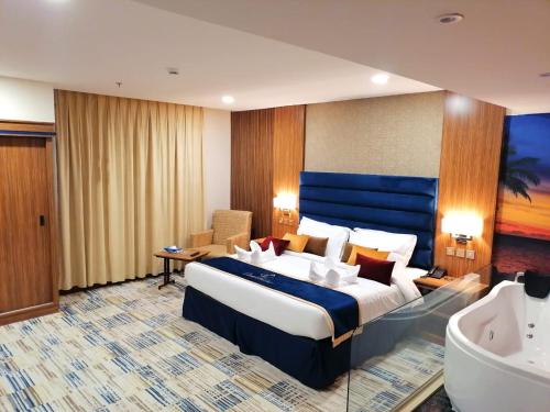 Suite, executive