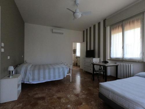 Gardenia Guest House - image 2