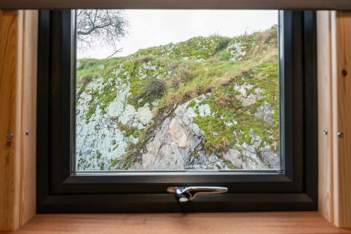 Herdsman Hut - image 14