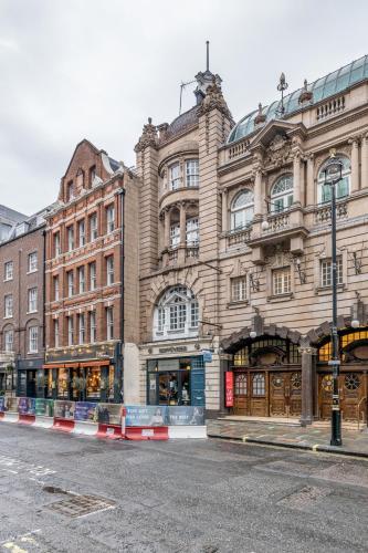 Kula London Covent Garden St Martin's Lane 2
