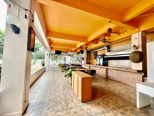 Mango Lagoon Place