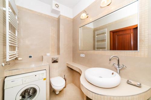 Beige - Neptun Park by OneApartments, Gdańsk (photo 7)