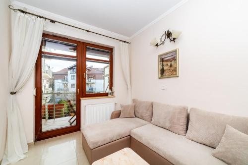 Apartment with Balcony image 10