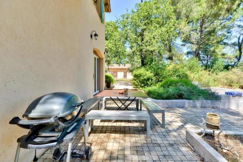 Pinède Furnished house gîte à louer Les Milles