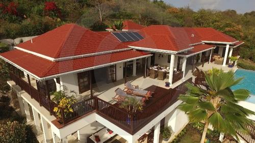 IJEOMA HOUSE in Bequia