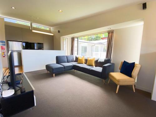 Tekau Family Apartment - Luxe, Comfort and Gorgeous Views photo 4
