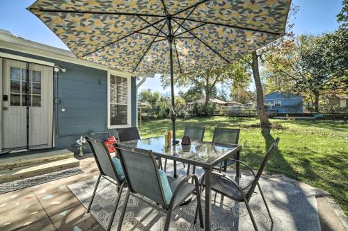 Brenham Bungalow with Yard, 1 Mi to Downtown!