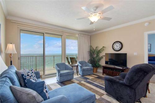 Treasure Island 605 Beach Chairs 2 Bedrooms Sleeps 8 Beachfront Pool Wi-Fi - image 3